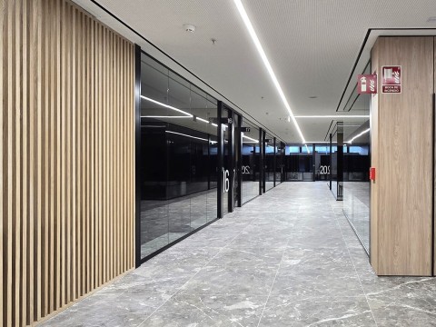 Mamparas de oficina - 12 IFEMA