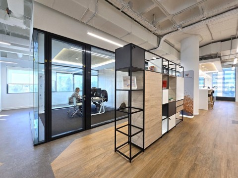 Mamparas de oficina - 4 MANPOWER